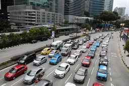 Inflasi Malaysia reda empat tahun berturut-turut, pendapatan isi rumah meningkat