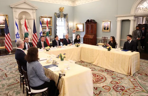 Израиль и Ливан начали прямые переговоры в Вашингтоне