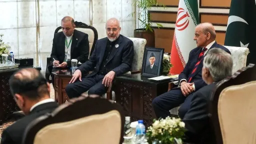 Iran offers 5-year enrichment freeze as US pushes for 20 in Islamabad talks — report