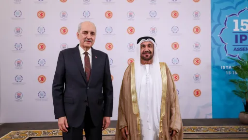 قورتولموش يبحث مع رئيس البرلمان العربي تطورات المنطقة ويؤكد مركزية القضية الفلسطينية