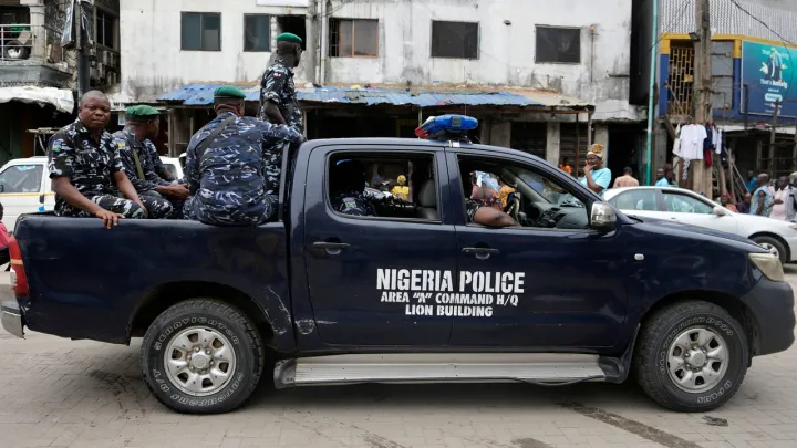 Police in Nigeria arrest 33 suspects over church kidnappings