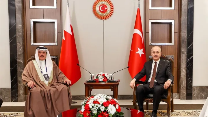 قورتولموش يؤكد رفض أنقرة استهداف إيران لدول الخليج ومواصلتها بذل الجهود من أجل السلام