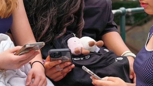 EU pripremio aplikaciju za provjeru dobi djece na društvenim mrežama