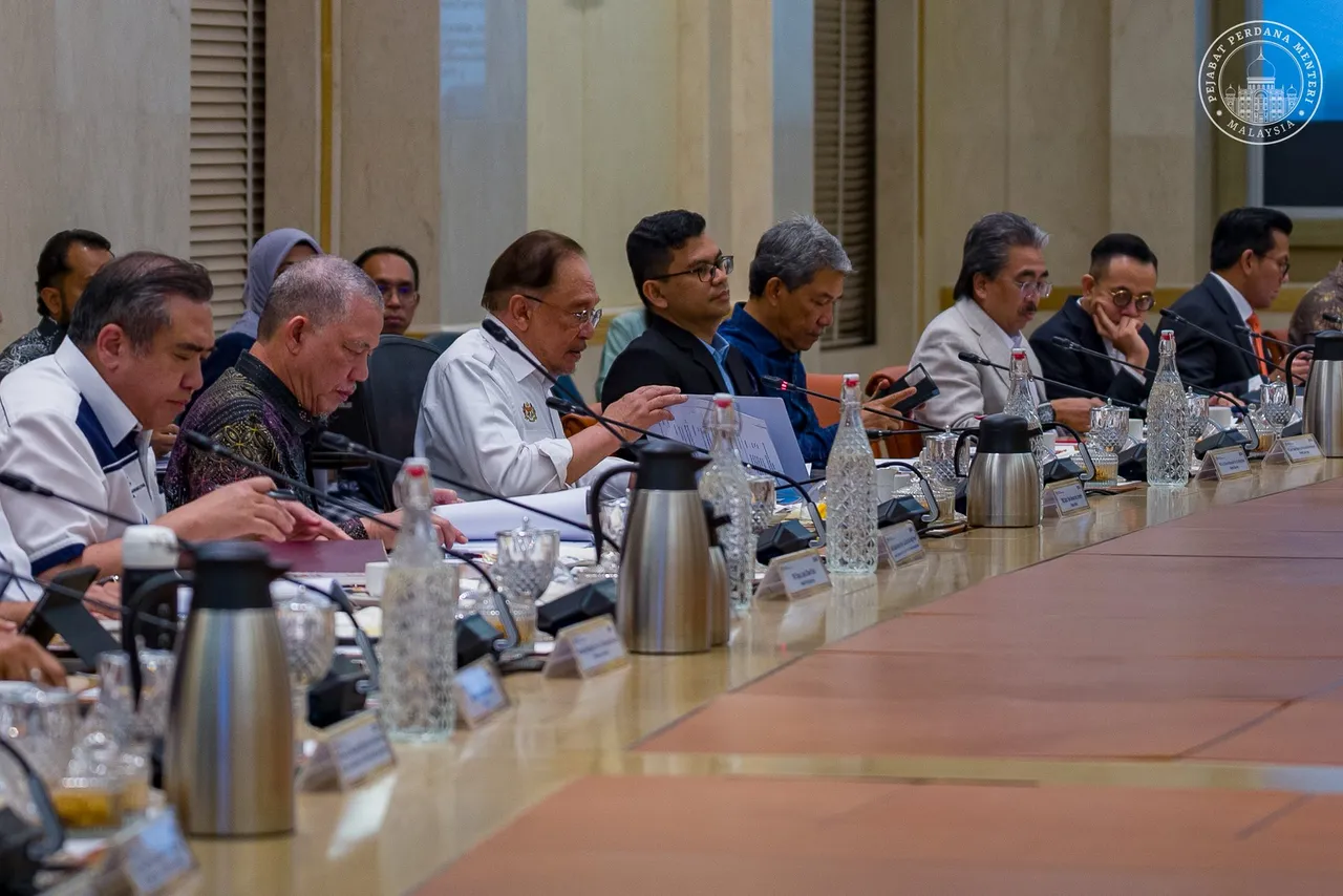 Bantuan BUDI Diesel dinaikkan RM400, insentif pesawah kini RM300 sehektar