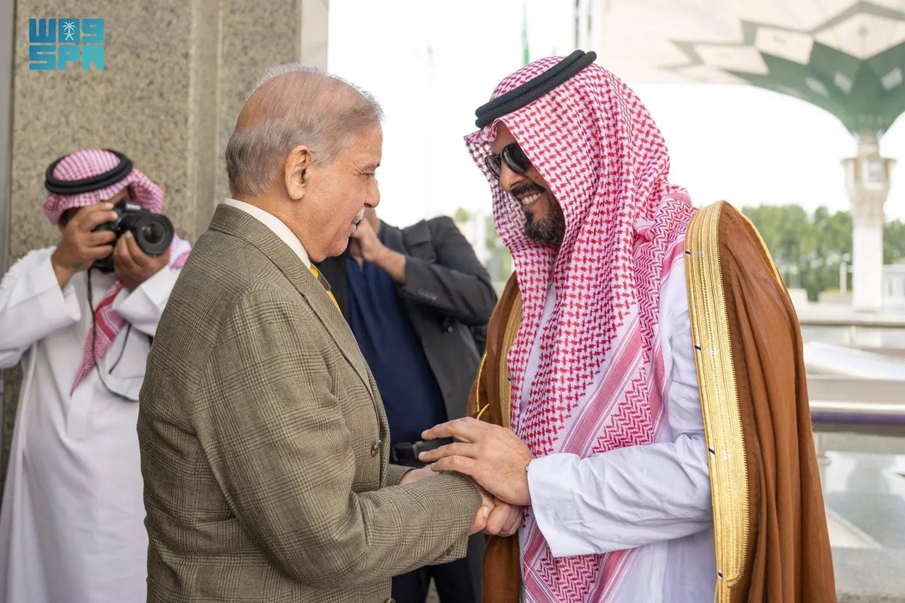 जेद्दा में शरीफ–बिन सलमान मुलाकात: क्षेत्रीय हालात, ईरान-अमेरिका मध्यस्थता पर चर्चा