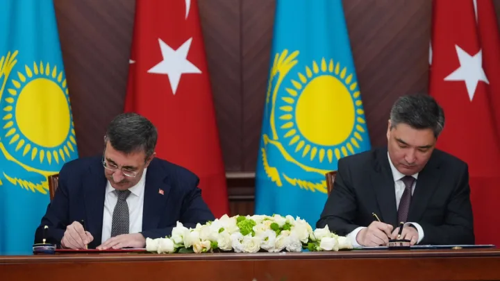ترکیه و قزاقستان در مسیر افزایش تجارت به ۱۵ میلیارد دلار