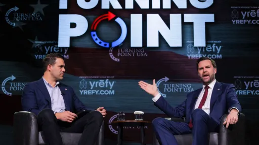 فانس: انعدام الثقة مع إيران كبير.. والمفاوضات قد تُستأنف قريباً