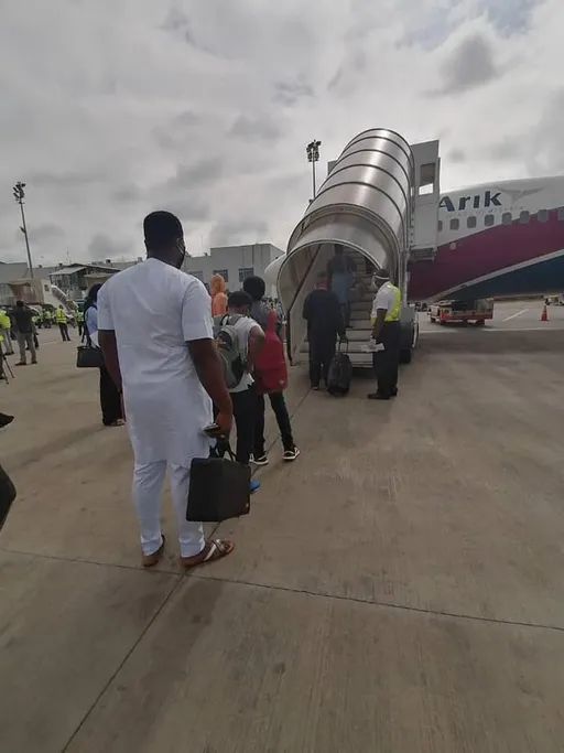 Kamfanonin jiragen saman Nijeriya sun yi barazanar dakatar da aiki saboda tashin farashin man jirgi