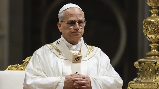 Papa Lav: Svijet pustoši šačica tiranina