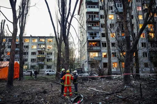 Të paktën 2 të vrarë dhe 18 të plagosur në sulmin ajror rus në Kiev