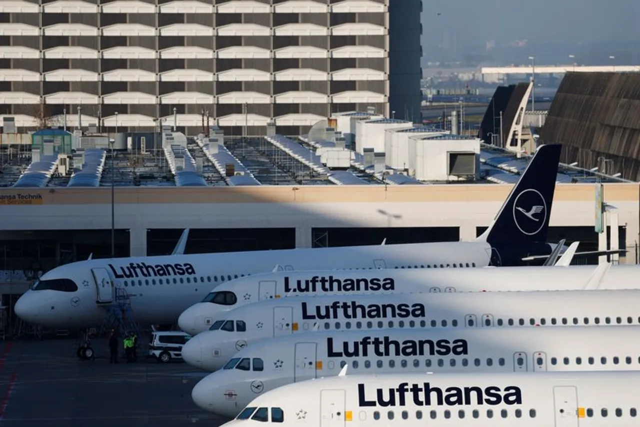 Brandstofcrisis in de EU: Lufthansa schrapt 20.000 vluchten, brandstofprijzen stijgen met 12,9%
