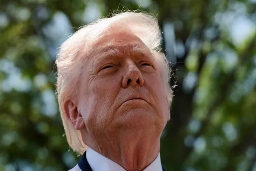 Трамп: Се надевам дека Хезболах ќе го почитува примирјето