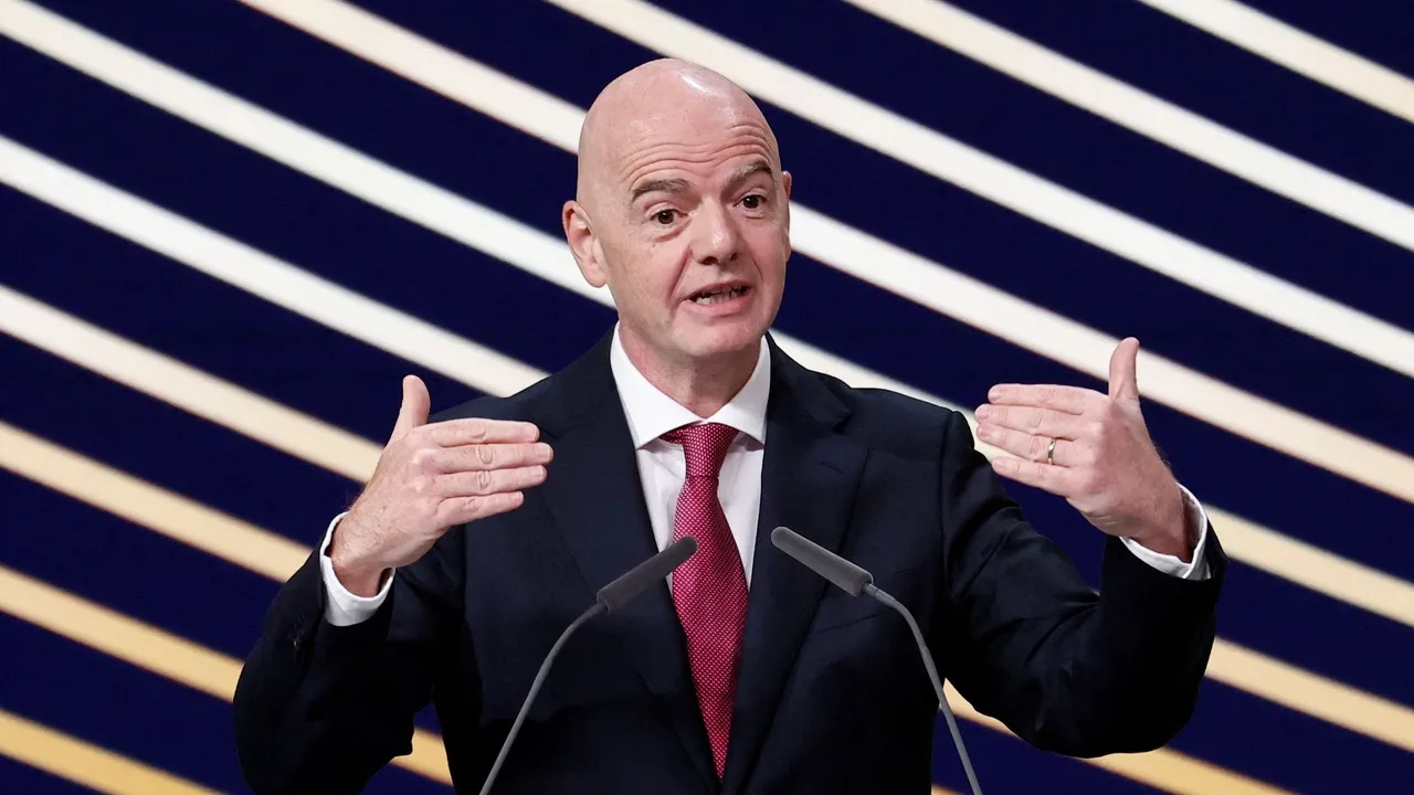 «FIFA» президенті Иранның Әлем чемпионатына «міндетті түрде» қатысатынын айтты