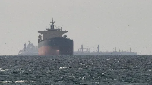 Iran eyes $15B from Hormuz transit fees paid in local currency