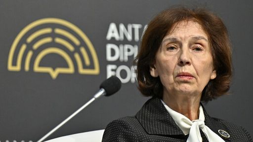 Siljanovska Davkova nga Antalya  Ballkani historikisht pjesë e Evropës