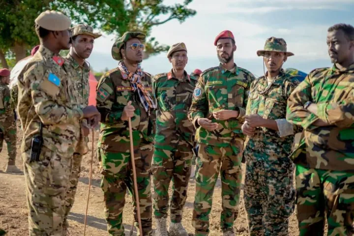 Taliyaha Ciidanka Dhulka CXDS oo kormeer amni ku tagey deegaannada la xoreeyay ee Shabeellaha Hoose