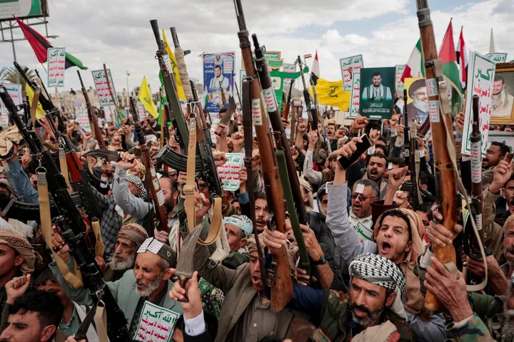 Houthis say any new war on Iran would drag entire region into confrontation