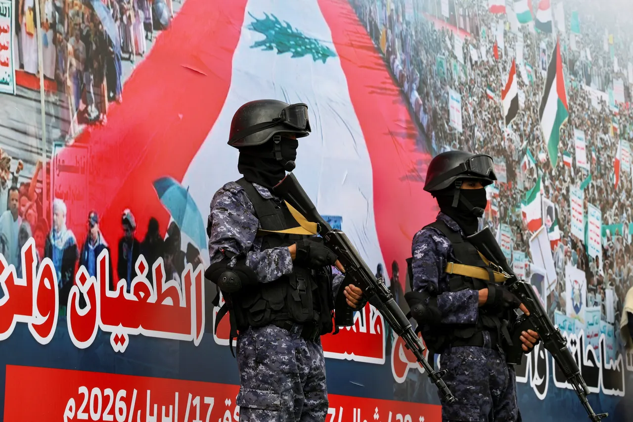 Yémen: les Houthis interdisent la mer Rouge aux navires israéliens