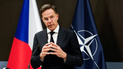 أمين عام الناتو: نتطلع لقمة أنقرة والإنفاق الدفاعي سيُناقش بشكل صريح