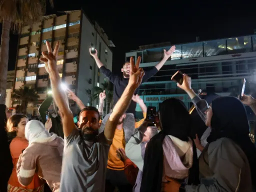 سایه بی‌اعتمادی بر آتش‌بس ۱۰ روزه؛ ارتش لبنان از نخستین نقض توافق توسط اسرائیل خبر داد