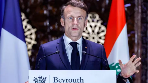 Liban: Macron se dit "préoccupé" du cessez-le-feu "déjà fragilisé par les opérations militaires"