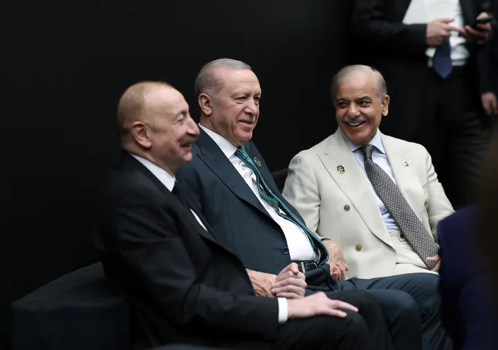 Pakistani PM Sharif leaves Antalya with praise for President Erdogan, push for stronger ties