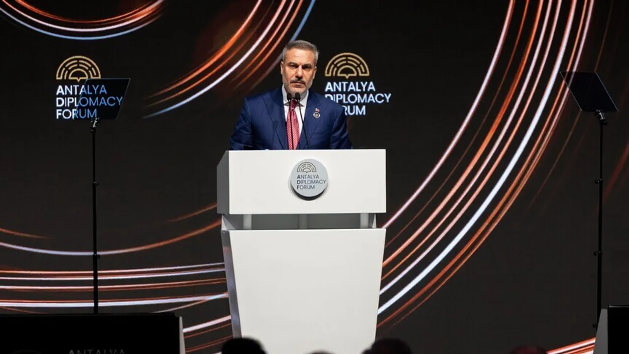 Фидан домаќин на состанокот на Балканската мировна платформа на Дипломатскиот форум во Анталија