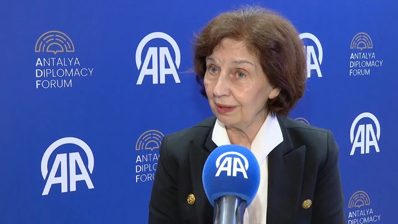 Siljanovska-Davkova: Procesi i anëtarësimit në BE, "maratonë plot pengesa drejt Brukselit"