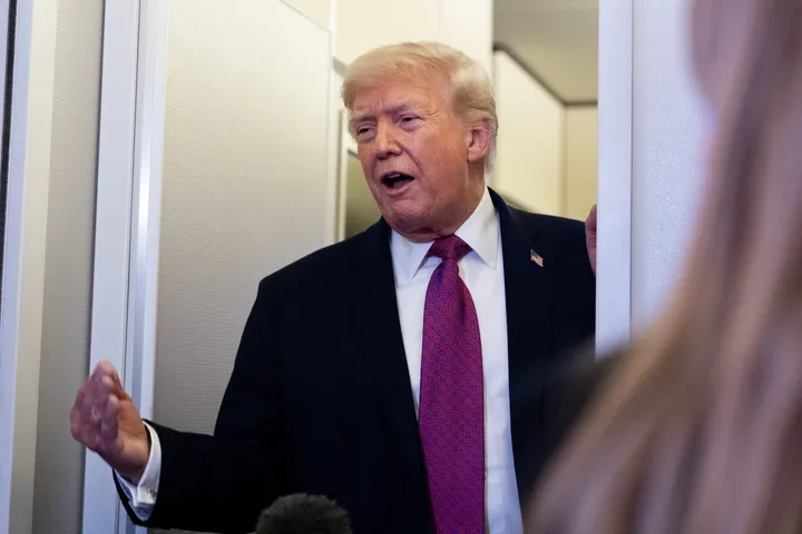 Trump ya ce za a yi amfani da ‘manyan katafilolin tone kasa’ don kwashe sinadarin Uranium daga Iran