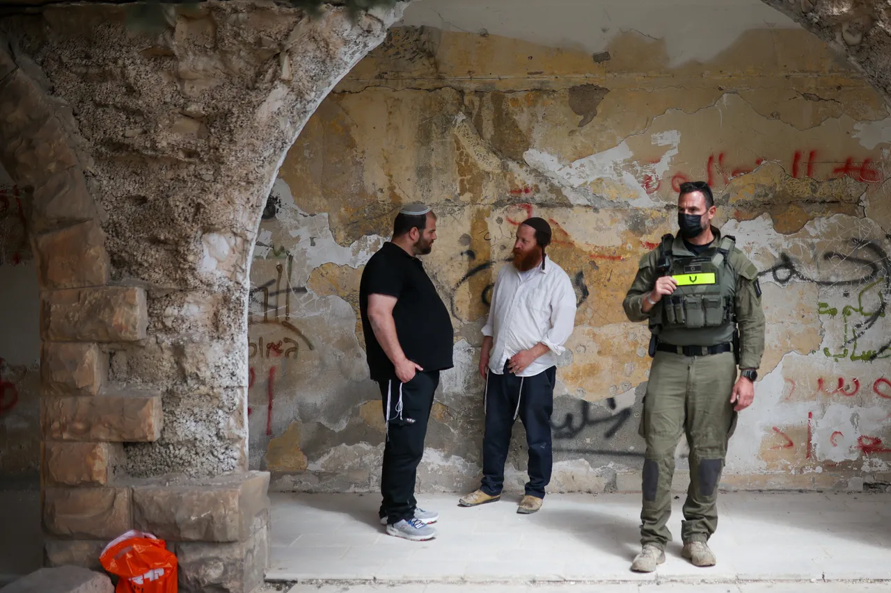 Colonos y soldados usan violencia sexual para expulsar a familias palestinas de su tierra: informe