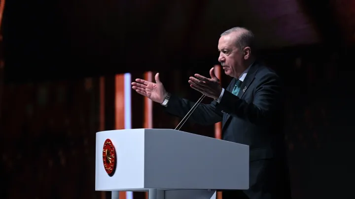 الرئيس أردوغان يجري لقاءات مكثفة في منتدى أنطاليا ويبحث ملفات إقليمية ودولية