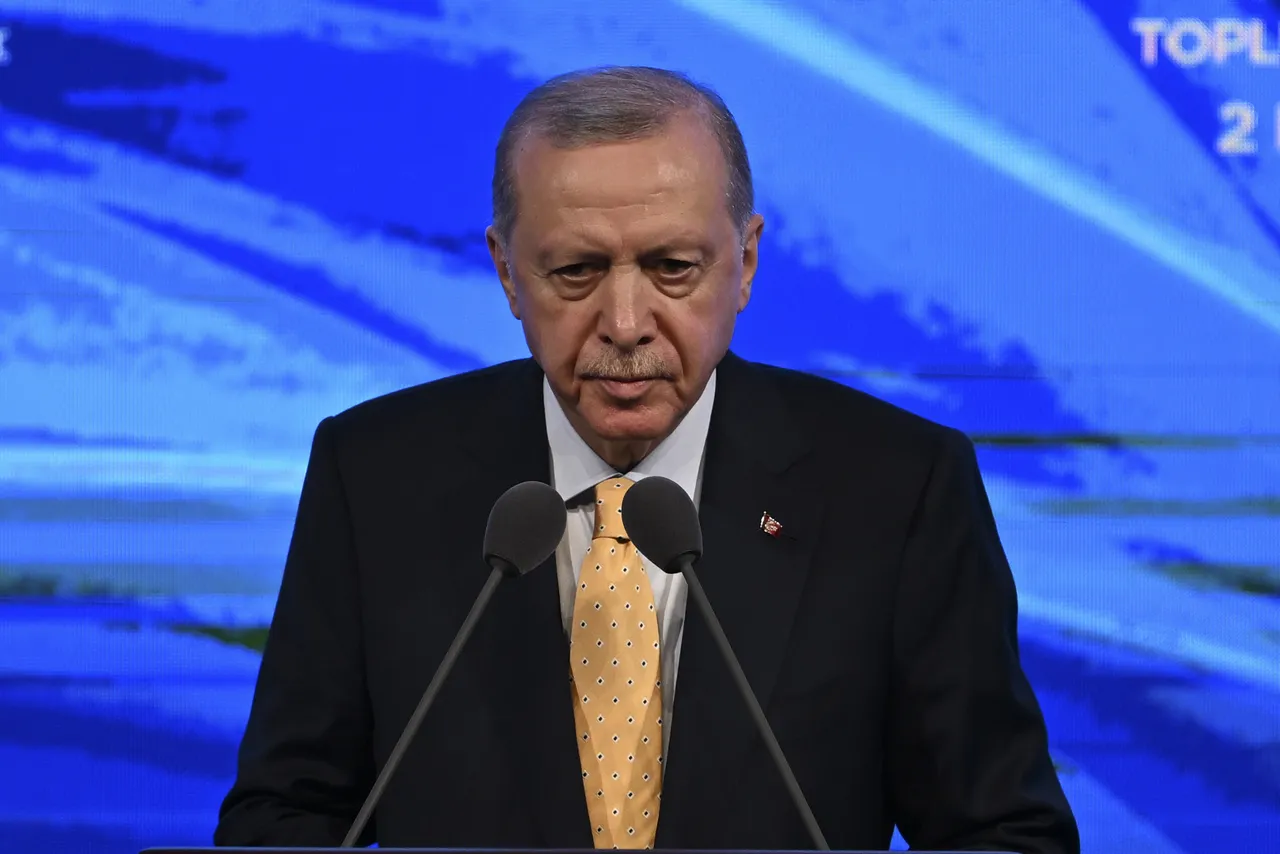 Президент Эрдоган поздравил еврейскую общину Турции с Песахом