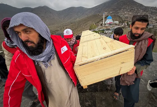 په افغانستان باندې د پاکستان په بریدونو کې ۷۶۱ تنه وژل شوي او ۶۳۱ تنه نور ټپیان شوي دي
