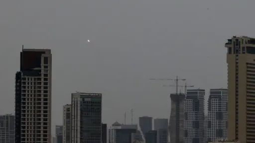 Иран Израильге  зымыранмен шабуылдады