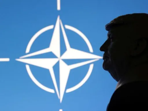 Trump ameaça saída da NATO após aliados recusarem apoiar guerra contra o Irão