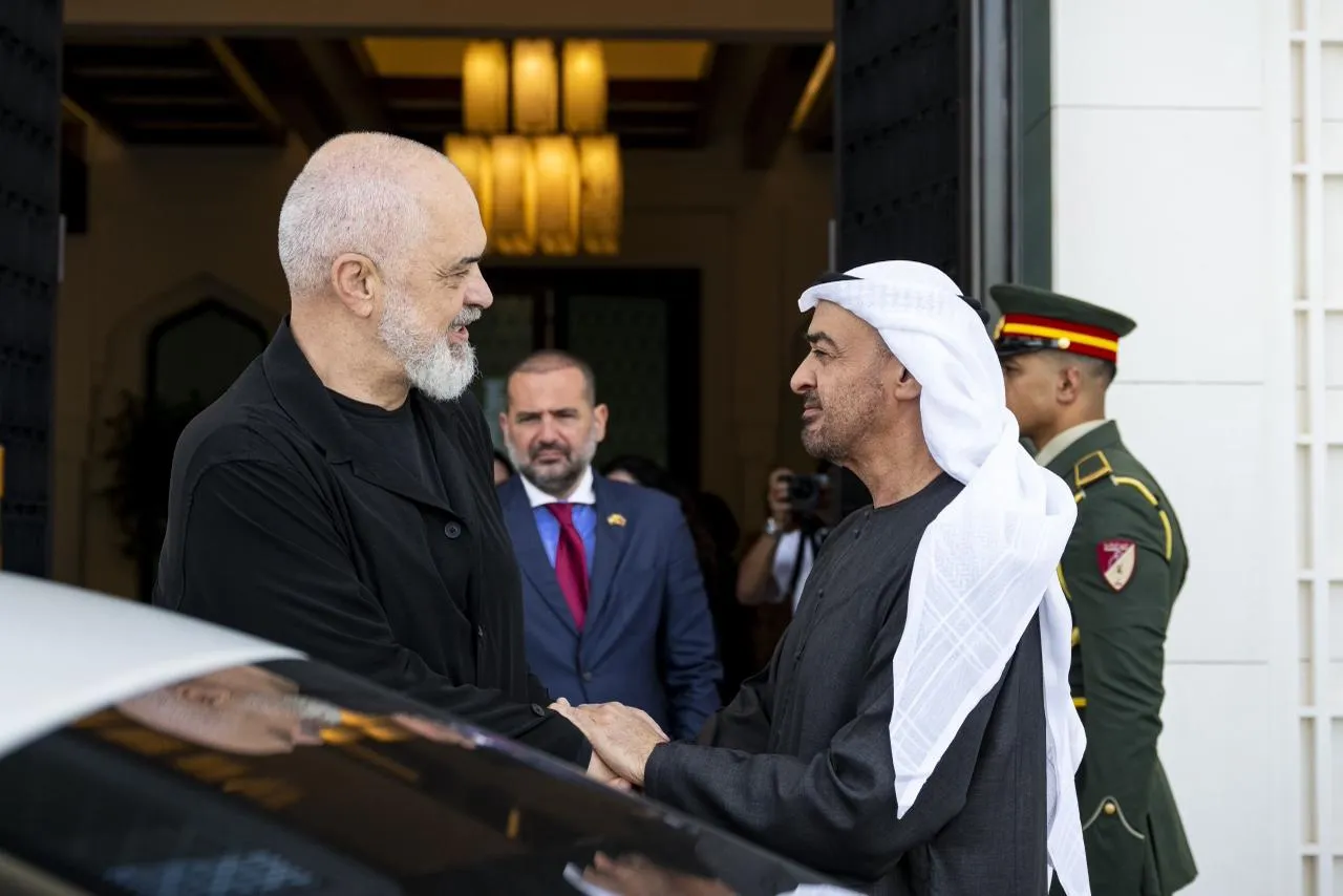 Kryeministri Rama takon në Abu Dhabi presidentin e Emirateve të Bashkuara Arabe