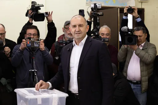 Румен Радев, поранешниот бугарски претседател и шеф на воздухопловните сили, се враќа на власт