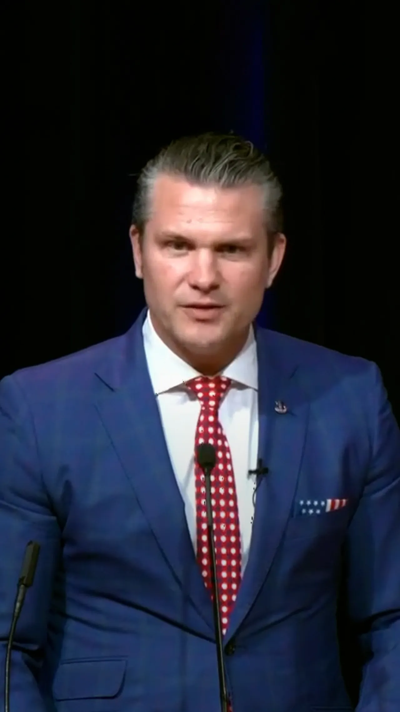 Menteri Pertahanan AS Pete Hegseth mengutip ayat Alkitab palsu pada acara doa di Pentagon