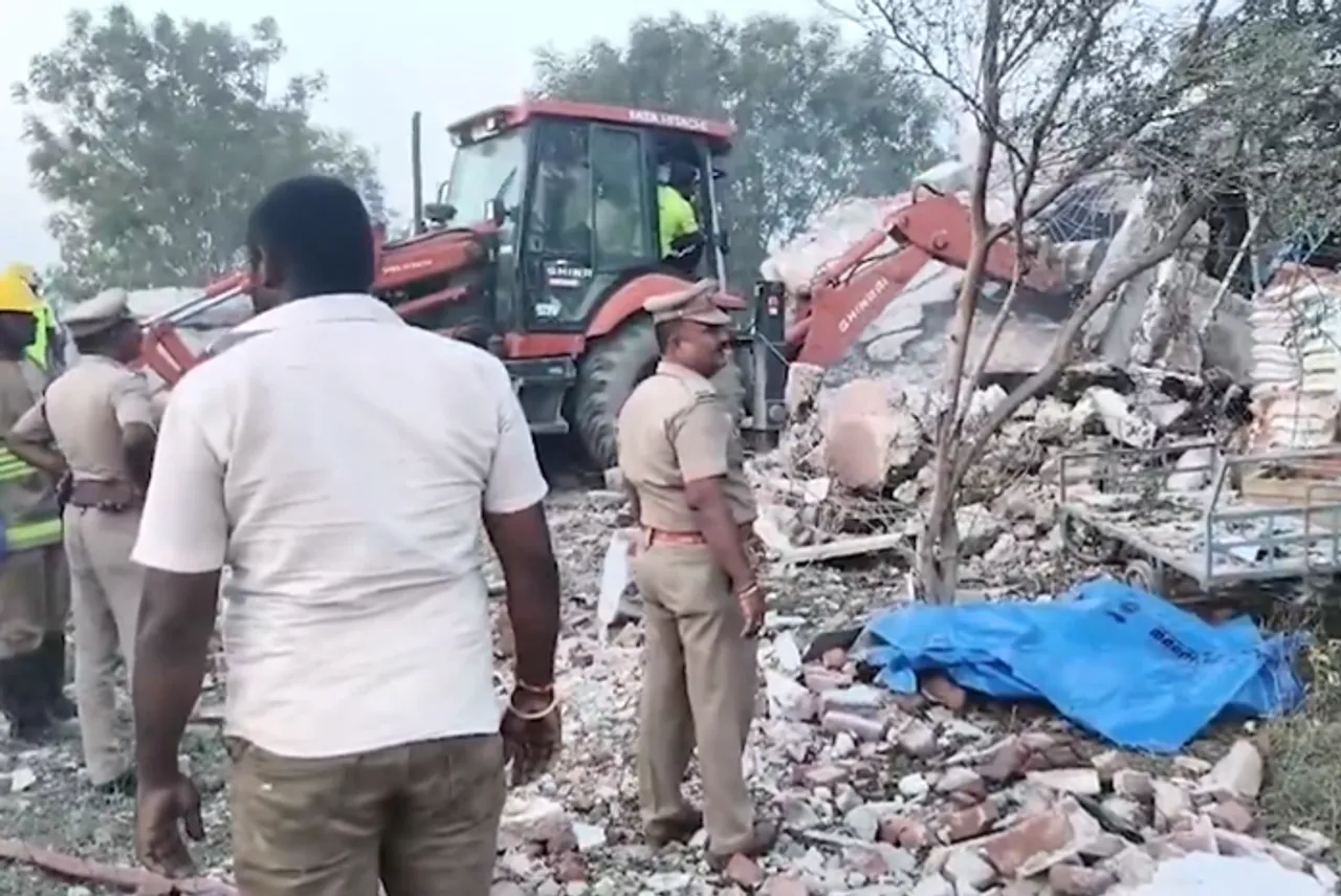 तमिलनाडु में पटाखा फैक्ट्री विस्फोट: 23 लोगों की मौत