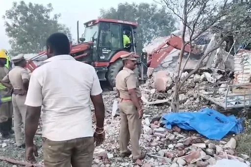 तमिलनाडु में पटाखा फैक्ट्री विस्फोट: 23 लोगों की मौत