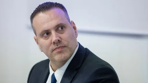 חקירת שר התרבות והספורט מיקי זוהר בפרשת השחיתות בהסתדרות