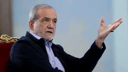 İran ilbaşı suğışnıñ berkemneñ dä mänfäğätendä tügellegen äytte häm diplomatiyägä çaqırdı