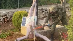 Израильские солдаты снесли статую Иисуса в Ливане