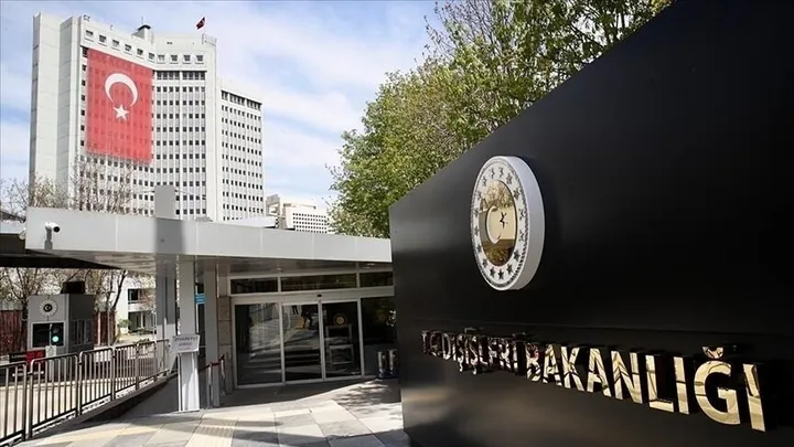 Türkiye: Hartat detare greke shkelin të drejtën ndërkombëtare