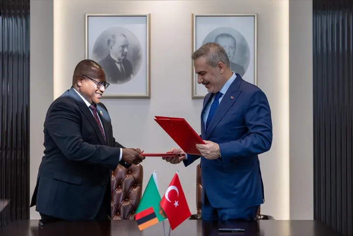 تركيا وزامبيا توقعان بروتوكولاً بشأن البعثات الدبلوماسية واتفاقية لمنع الازدواج الضريبي