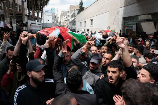 4 شهداء برصاص جيش الاحتلال والمستوطنين ومحاولة لطرد مزارعين فلسطينيين من قرية المغير بالضفة