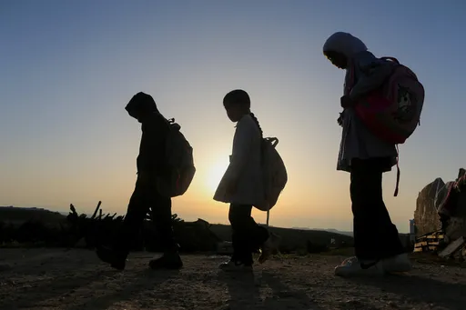 Kolonët izraelitë hapin zjarr pranë një shkolle në Bregun Perëndimor të pushtuar, dy viktima