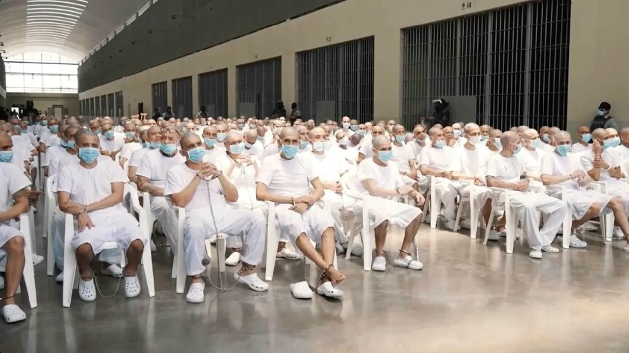 U Salvadoru počelo masovno suđenje 486 navodnih članova bande MS-13