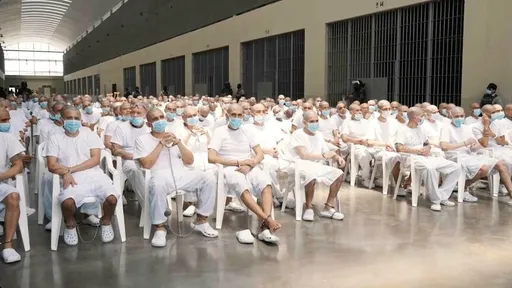 U Salvadoru počelo masovno suđenje 486 navodnih članova bande MS-13