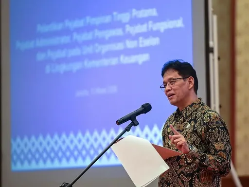 Menkeu Purbaya soroti potensi Selat Malaka, usulkan kaji rencana pungutan pajak kapal